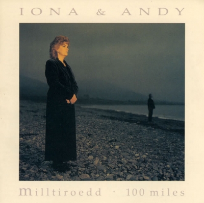 Cover: Milltiroedd / 100 Miles